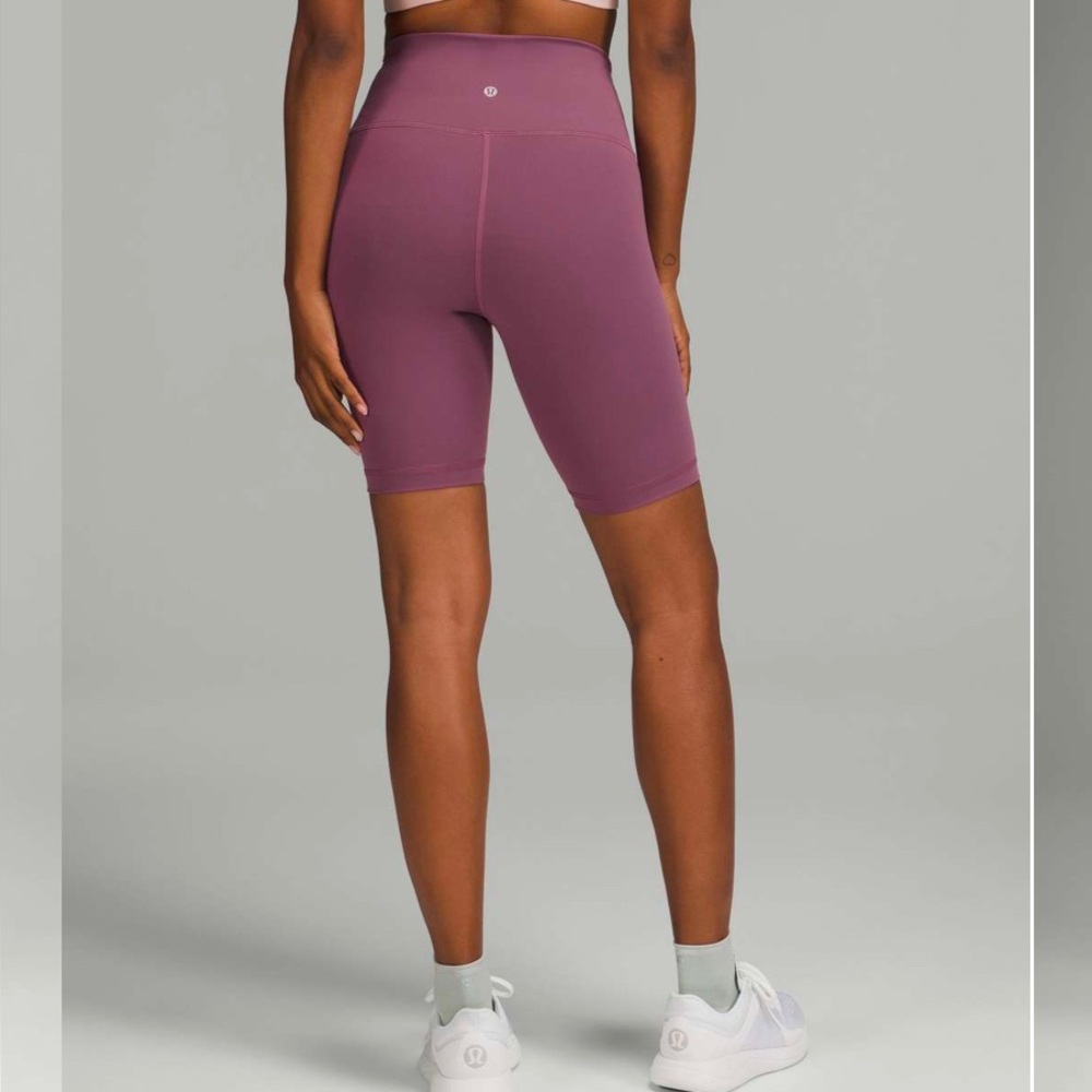 Lululemon Wunder Train High-Rise Short 8"
